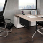 Escritorio ejecutivo B/CHROME con credenza